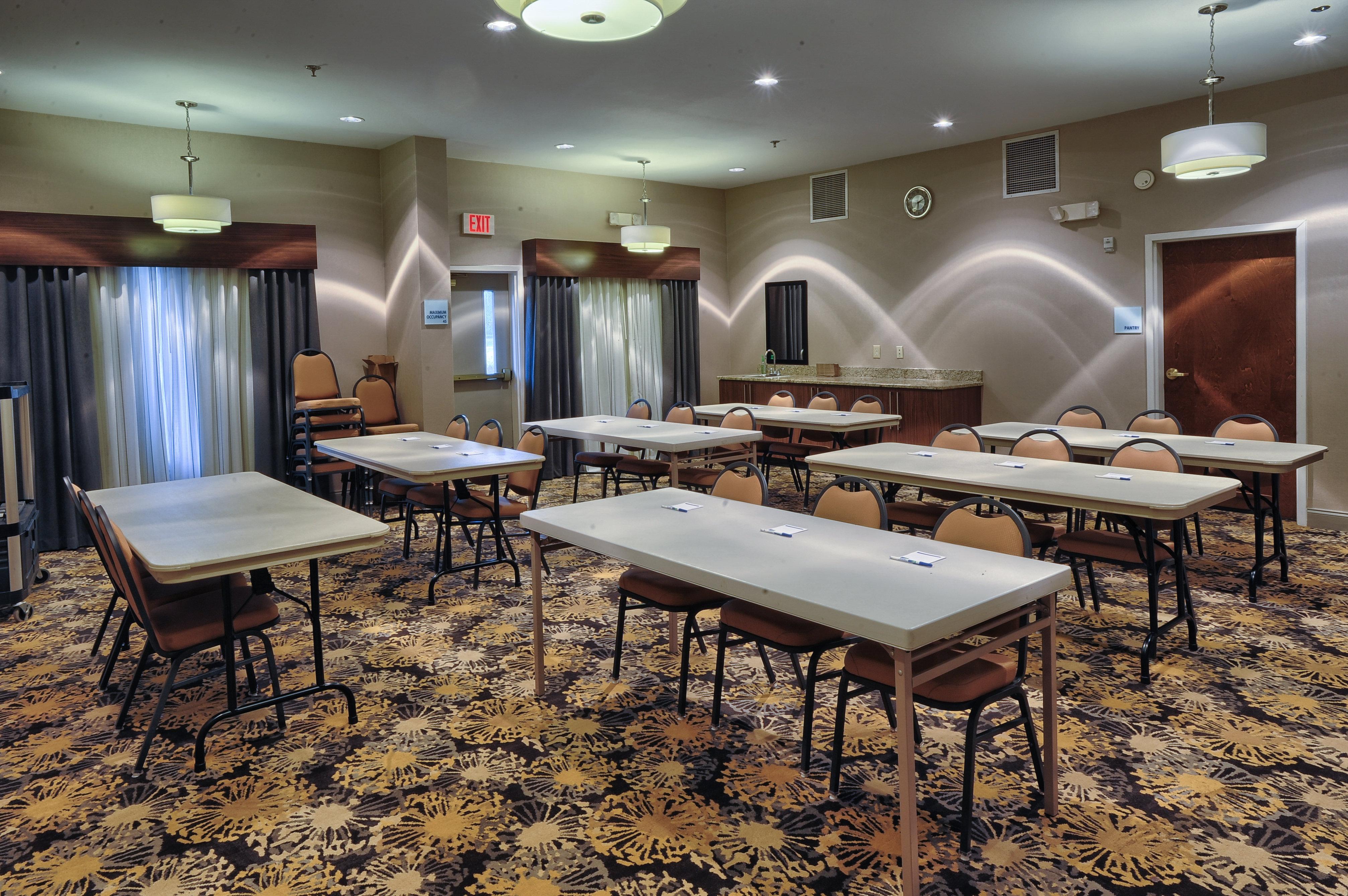 Holiday Inn Express Hotel & Suites Pell City Exteriér fotografie