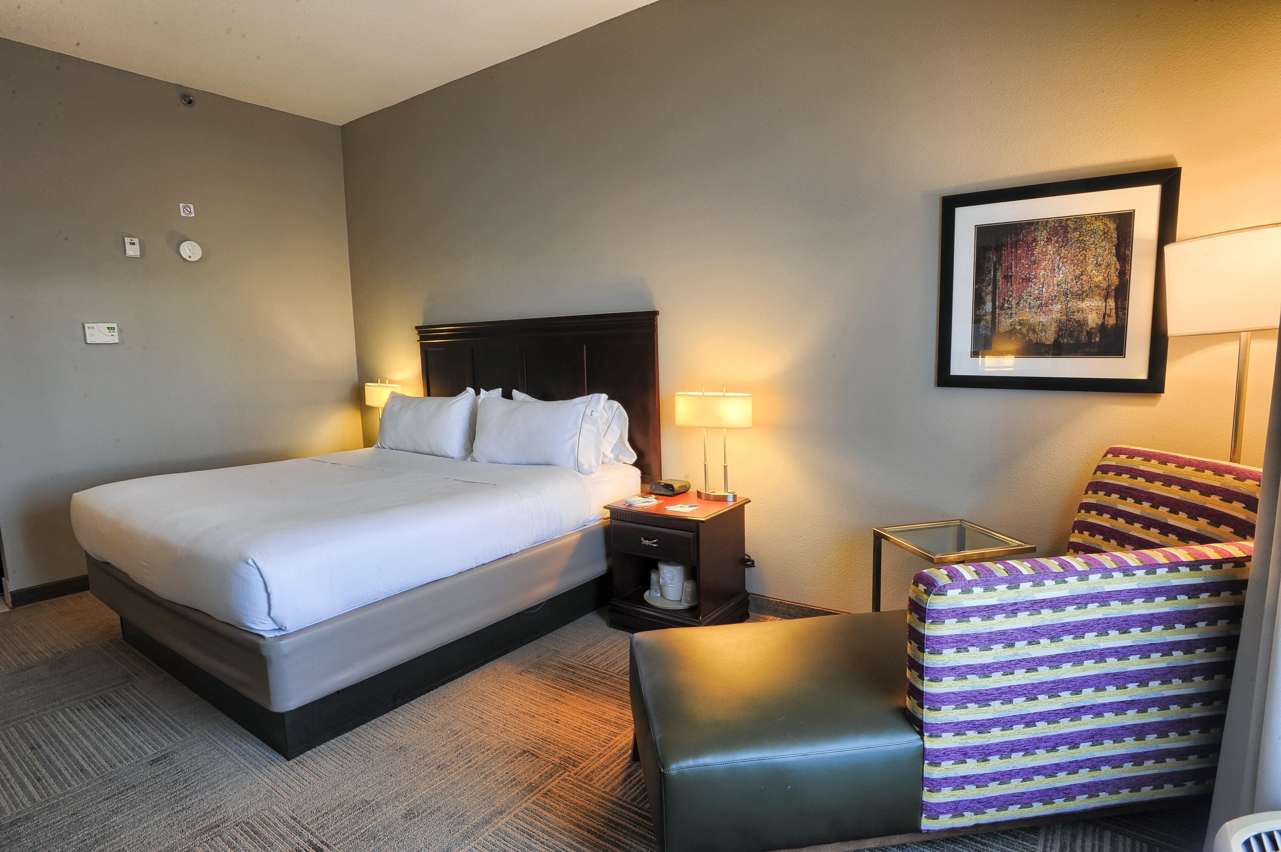 Holiday Inn Express Hotel & Suites Pell City Exteriér fotografie