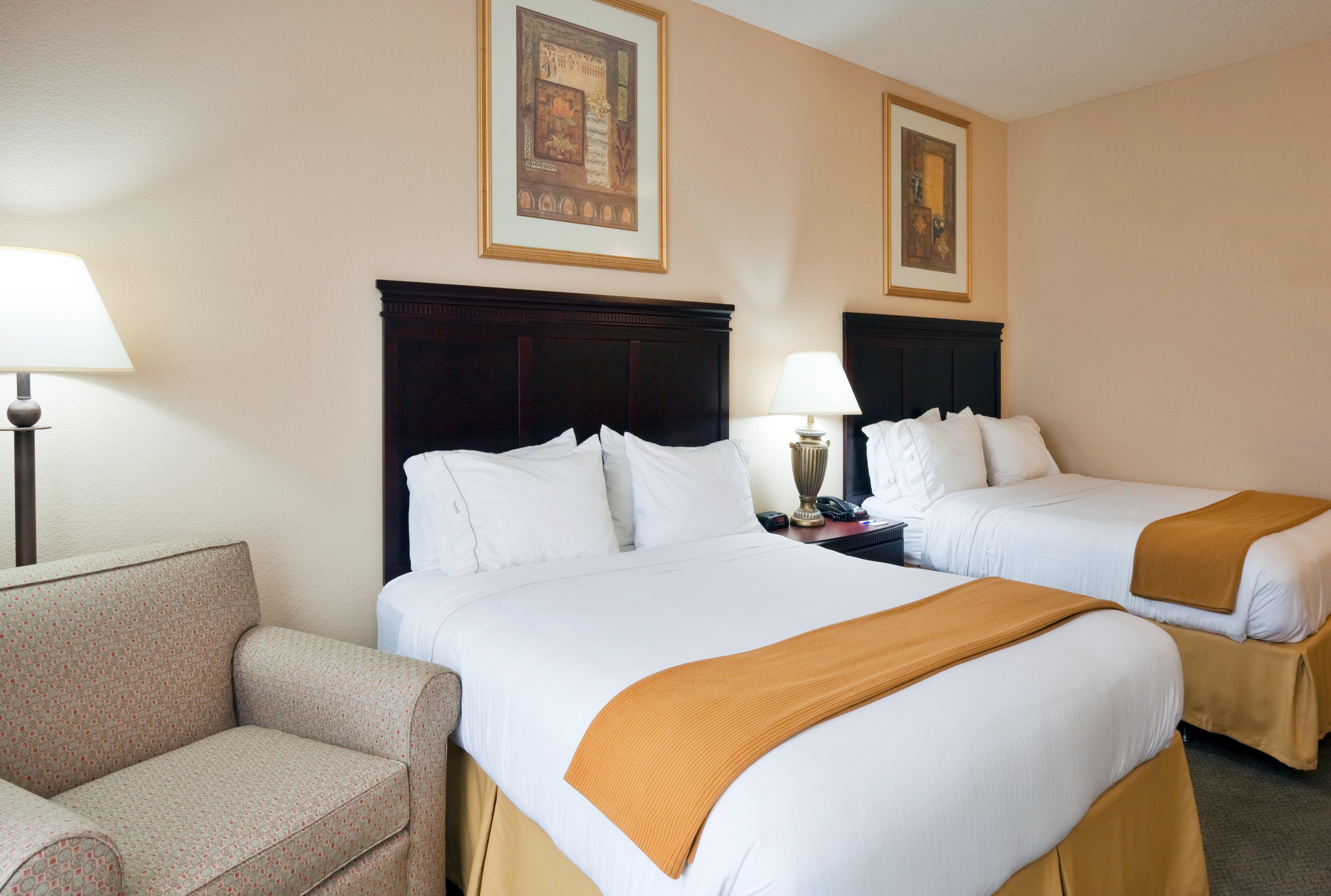 Holiday Inn Express Hotel & Suites Pell City Exteriér fotografie
