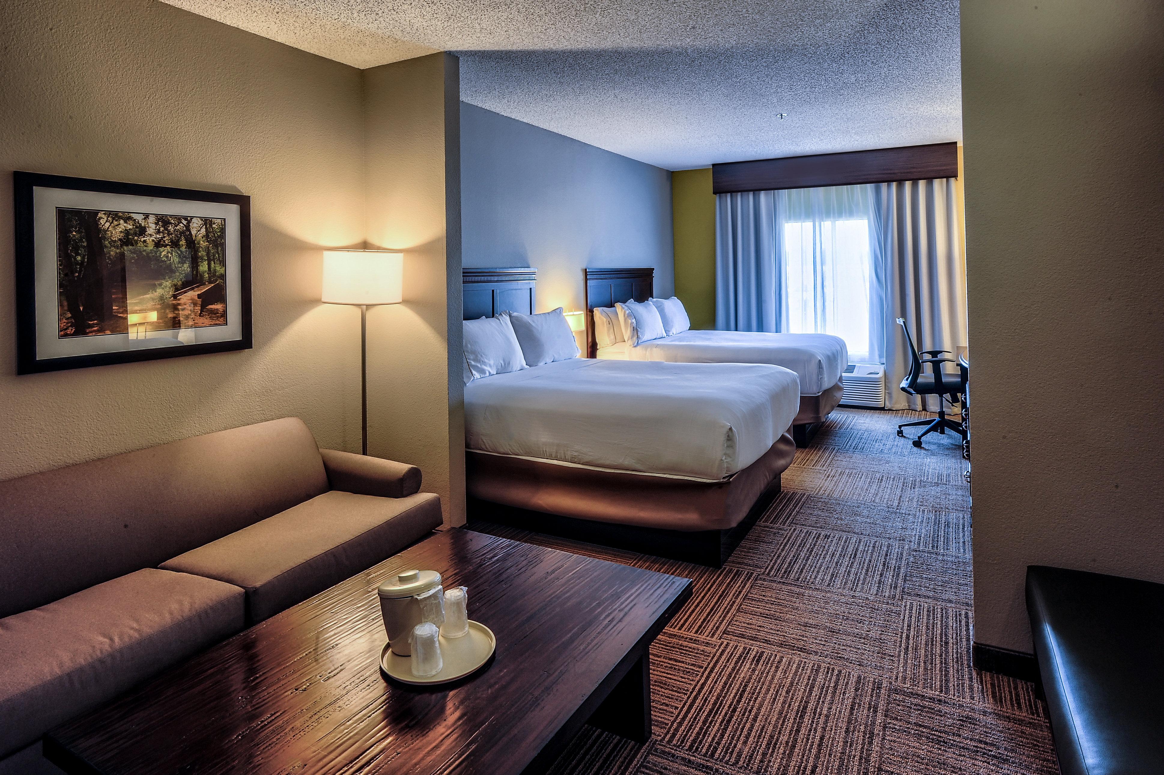Holiday Inn Express Hotel & Suites Pell City Exteriér fotografie